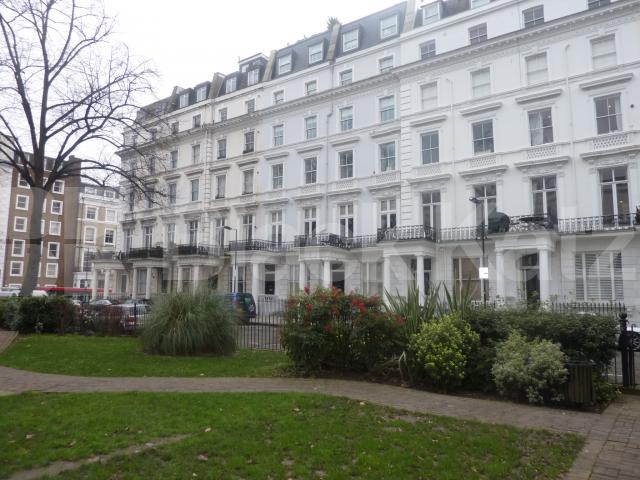 			NEW INSTRUCTION!, 2 Bedroom, 1 bath, 1 reception Flat			 St Stephens Gardens , NOTTING HILL